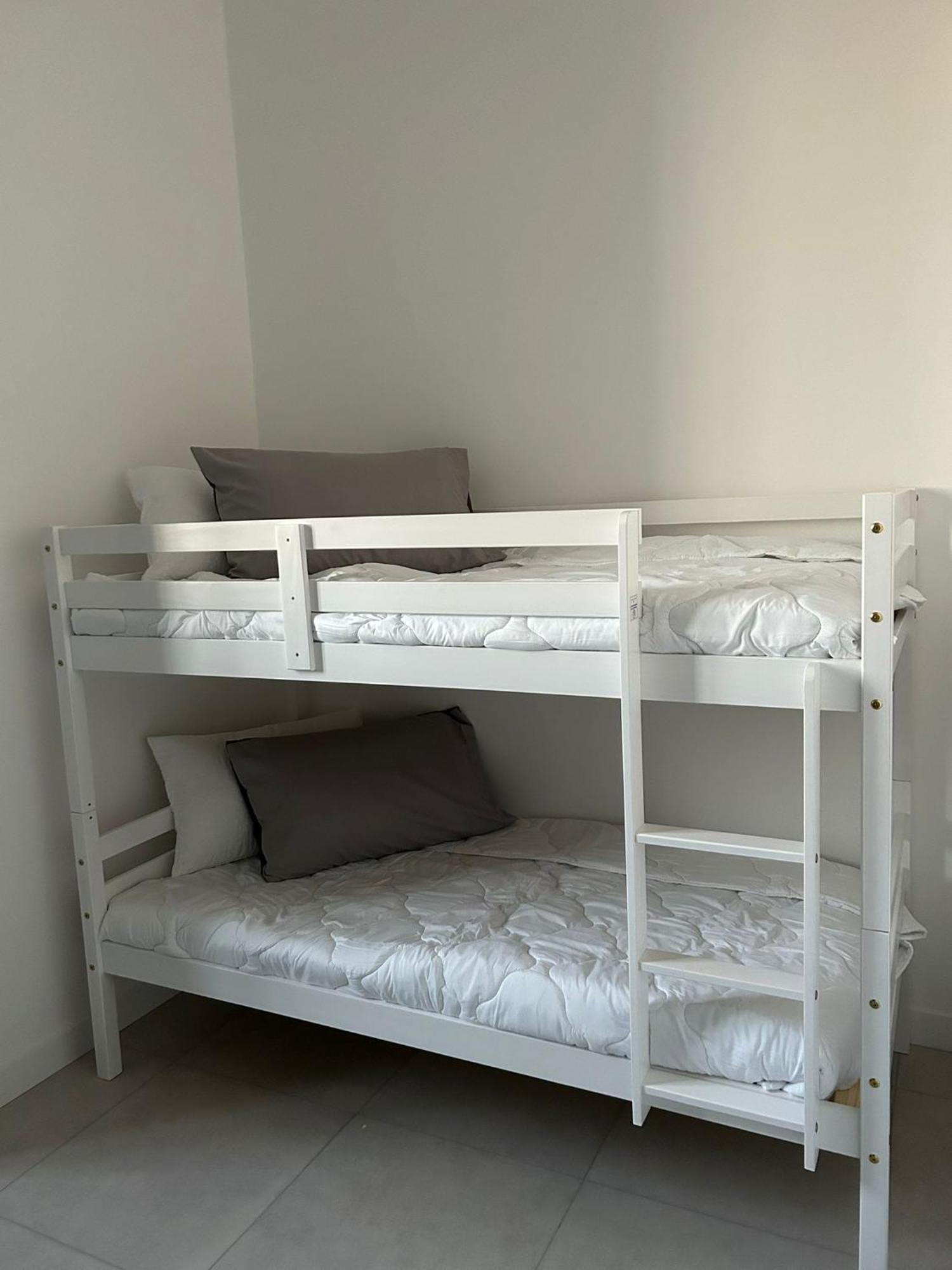 Lemon Apartment Rom